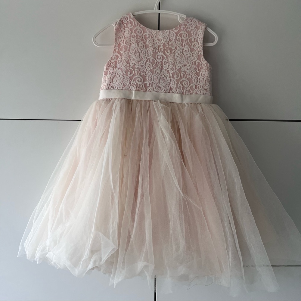 DAVID'S BRIDAL Ball Gown Flower Girl Dress with Heart Cutout